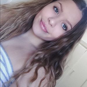 Meet your Posher, Violet